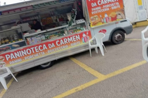 Camioncino paninoteca