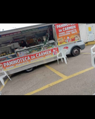 Camioncino paninoteca
