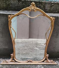 Specchio con cornice in legno dorato