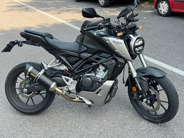 Honda cb125r