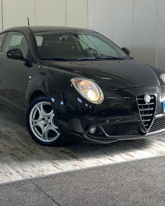Alfa Romeo MiTo 1.6 JTDm 16V Distinctive Sport Pac