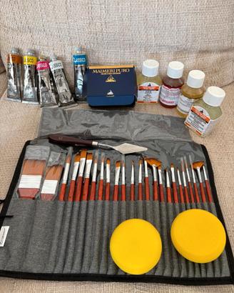 Pennelli e colori ad olio