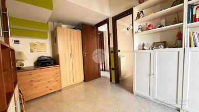 3 LOCALI A MARANO DI NAPOLI