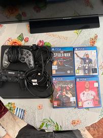 PlayStation 4 + 2 controller più giochi