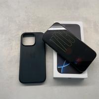 Iphone 16 Pro nero in garanzia + cover originale