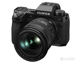 FUJIFILM X-H2S