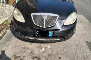 Lancia Ypsilon 1.2 8v