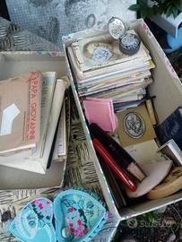 Santini, medagliette e gadget religiosi