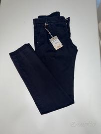 Entre Amis – Pantalone