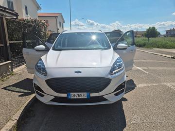 Ford kuga st line X