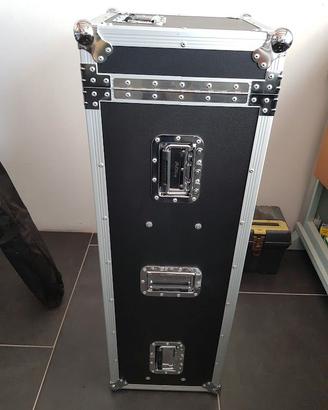 flight case aste microfoniche completo di aste