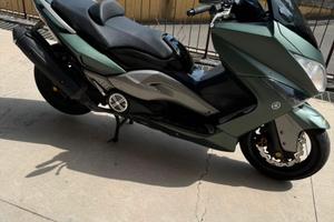 Tmax 500 2008