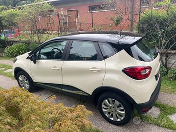 Renault Captur 0.9 90 Cv NEOPATENTATI