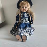 bambolina di ceramica 