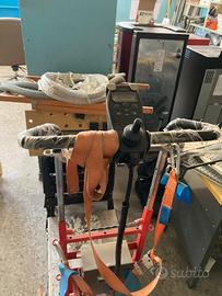 Carrello sali scale cingolato