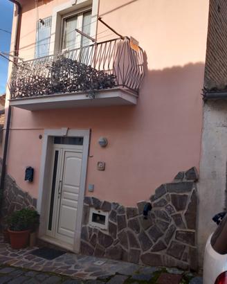 Casa indipendente nel centro storico di Bonito