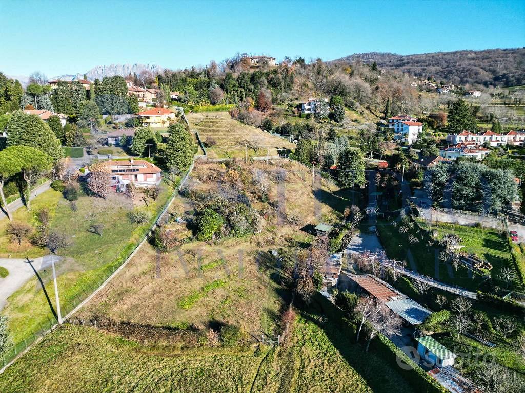 Terreno di 13350 m² a Oggiono - Vista 2