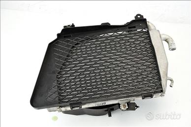 Honda GL 1800 Goldwing 12 16 radiatore acqua dx