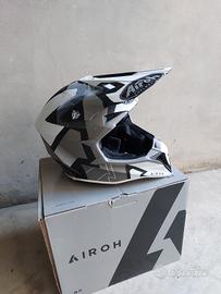 casco Airoh Wraap Raze 