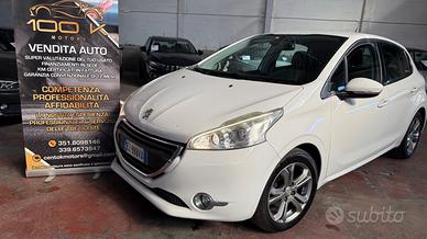 Peugeot 208 1.4 HDi 68 CV 5 porte Allure