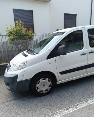 Fiat Scudo 9 posti (immatricolato M1) Rimesso nuov