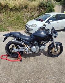 Ducati Monster dark 620 i.e.