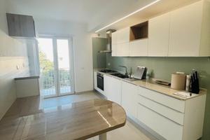 Appartamento ristrutturato e semi arredato - 650€