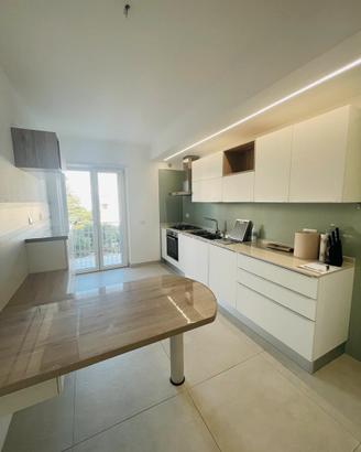 Appartamento ristrutturato e semi arredato - 650€
