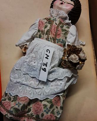 Bambola Thun vestita euro 40 venduta