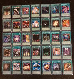 lotto di 35 carte Magia e Mostro di Yu-Gi-Oh! 