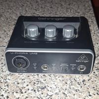 Scheda Audio Behringer