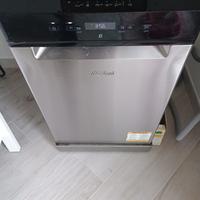 WHIRLPOOL

lavastoviglie 10 coperti