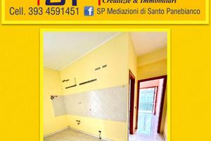 2 vani con posto auto