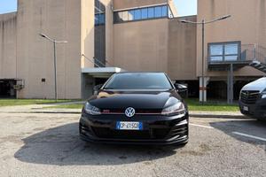 Volkswagen Golf GTI Performance 2.0 245 CV TSI DSG