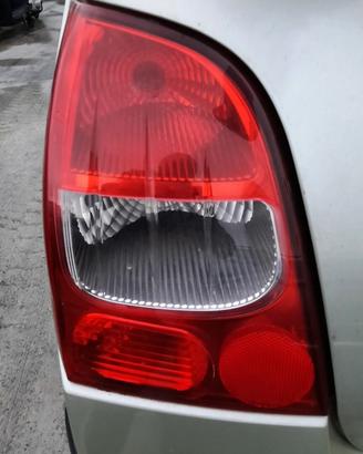 RENAULT TWINGO 2007 - STOP POSTERIORE SINISTRO