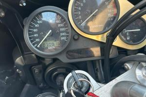 Fazer 600 del 1999 - Inutilizzata - Da Carburare