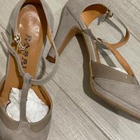 Passi italiani scarpe con tacco beige numero 36