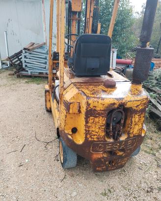 carrello elevatore 
