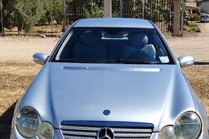 Mercedes c220 sport coupé 