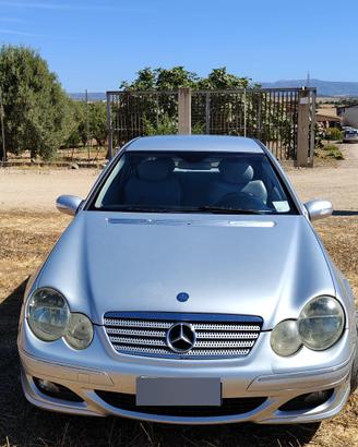Mercedes c220 sport coupé 
