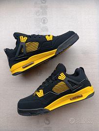 scarpe Nike Jordan 4 retro mis. 43 nero e giallo