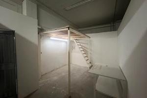 Box Garage Magazzino cantina deposito 15mq