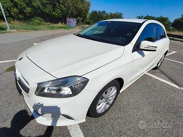 Mercedes-Benz A 160 Business Euro 6B