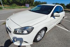Mercedes-Benz A 160 Business Euro 6B