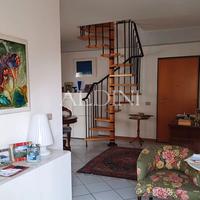 Appartamento su due livelli cod. r14427