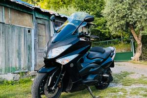Yamaha Tmax