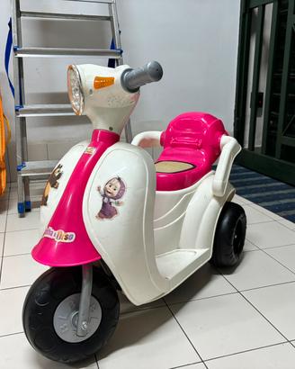Vespa Giocattolo Masha e Orso elettrica