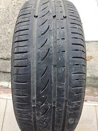 Gomme 215/55 R17