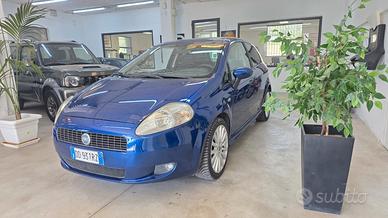 Fiat Grande Punto 1.4 Starjet 16V 3 porte Emotion 