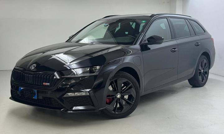 SKODA OCTAVIA iV 1.4 TSI Plug-In Hybrid DSG RS